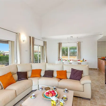 Villa Limones By